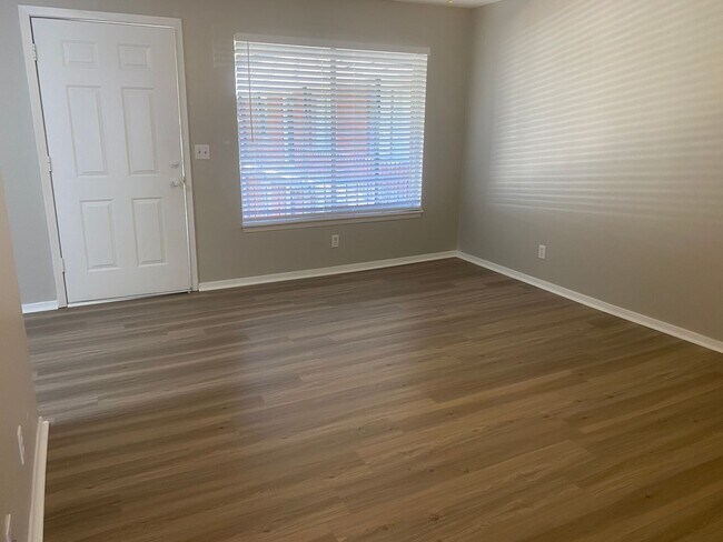 Foto del interior - Embassy Court