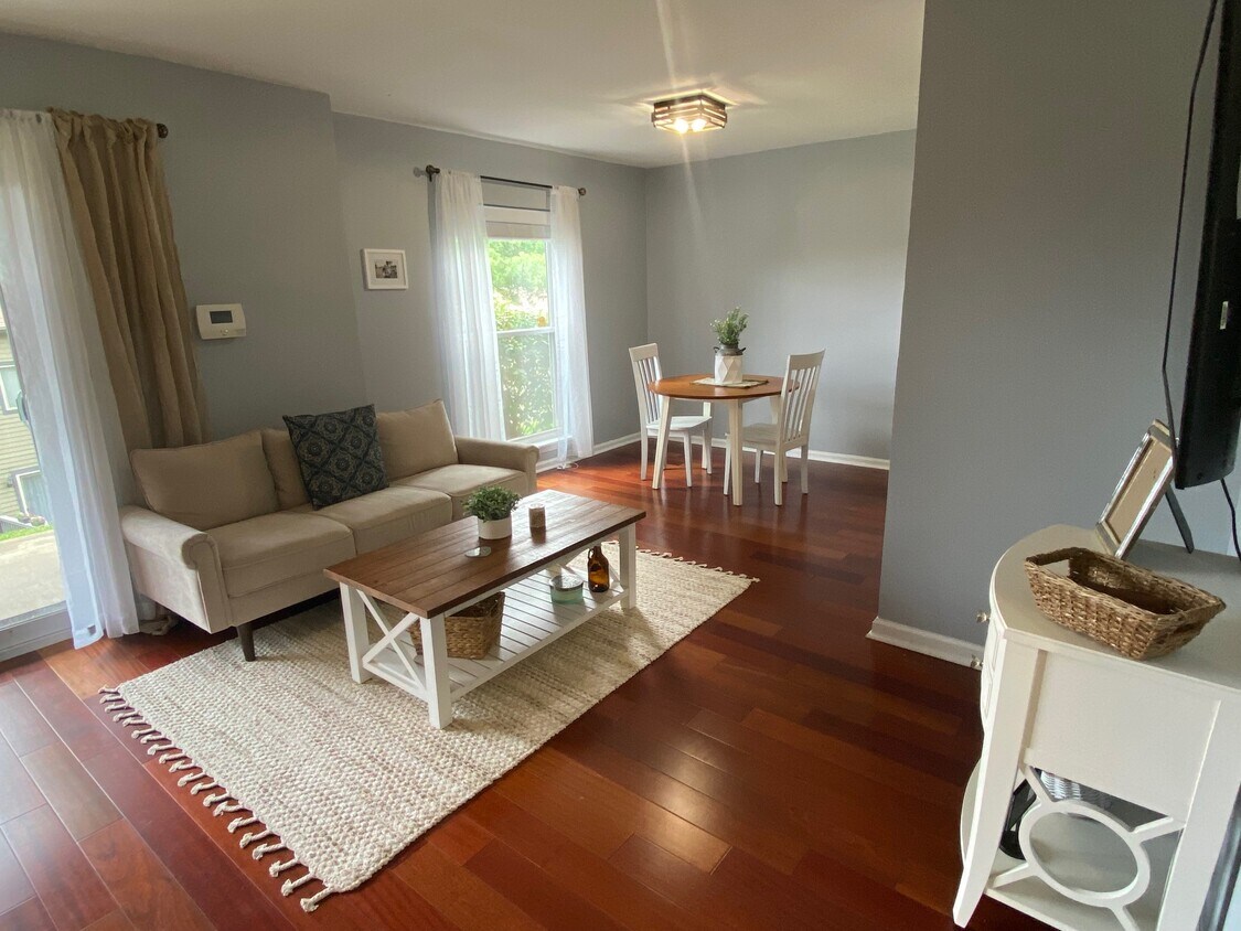 Foto principal - 408 Summit Ridge Pl