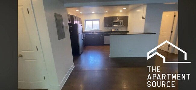 Photo - 2536 W Fitch Ave Apartment