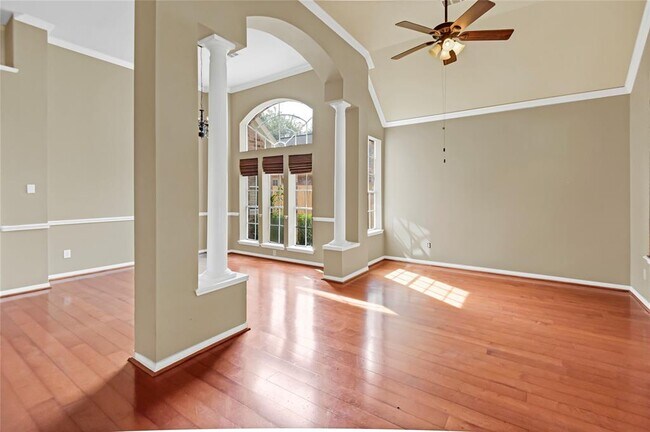 Foto del edificio - 15810 Ashton Hills Dr