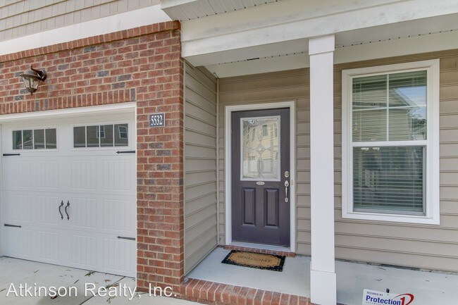 Foto del edificio - 5532 Crown Grant Way