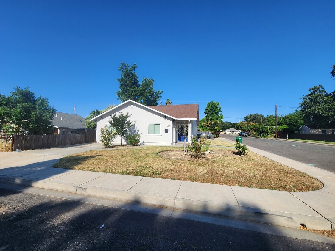 Foto principal - 193 Nevada St