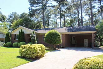Building Photo - 1409 Chesnee Dr
