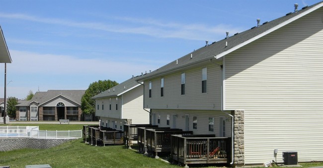 Building Photo - Rockford Townhouses