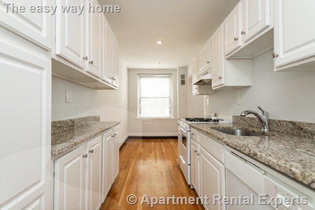 Foto del edificio - 123 Highland Ave