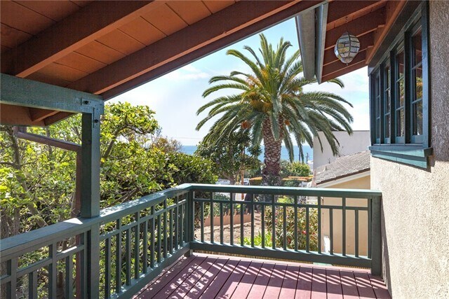 Foto del edificio - 264 Fairview St