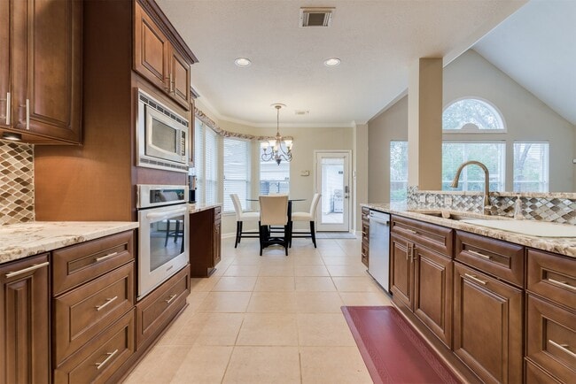 Building Photo - 5426 Portage Rock Ln