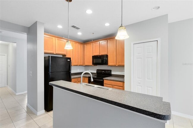 Building Photo - 2064 Cypress Bay Blvd