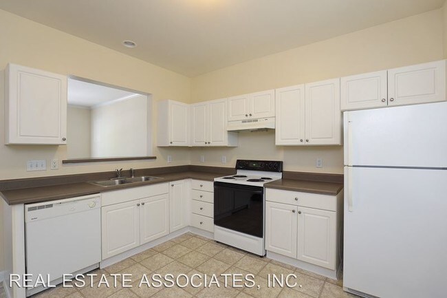 Building Photo - 2 br, 2.5 bath House - 144 Blue Crest Lane