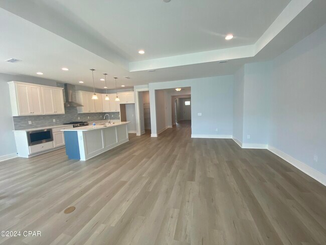 Building Photo - 1087 Harrison Byu Dr