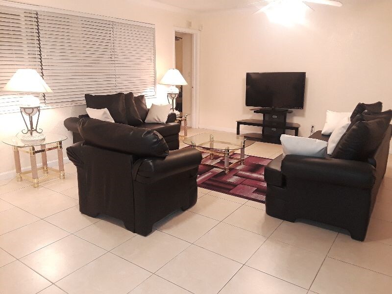 Foto del edificio - 3941 NW 45th Way