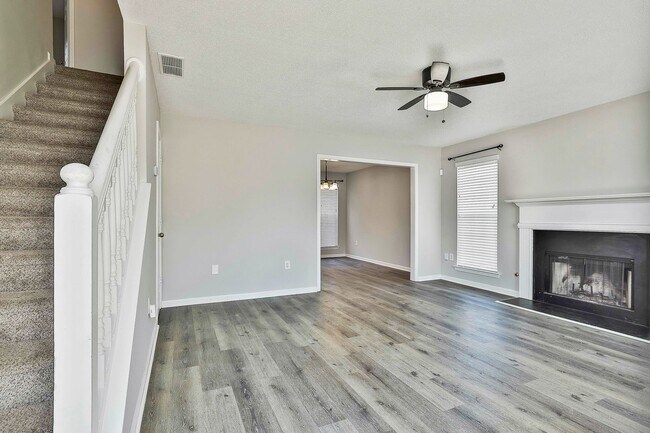 Foto del edificio - 3BR Home in Jonesboro. Spacious Primary Suite & Convenient Location
