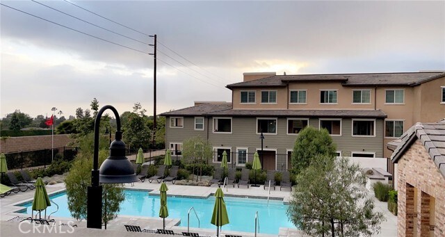 Foto del edificio - 1006 Newberry Ln