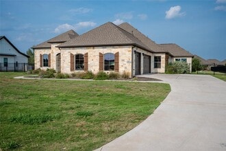 Building Photo - 227 Dally Ct