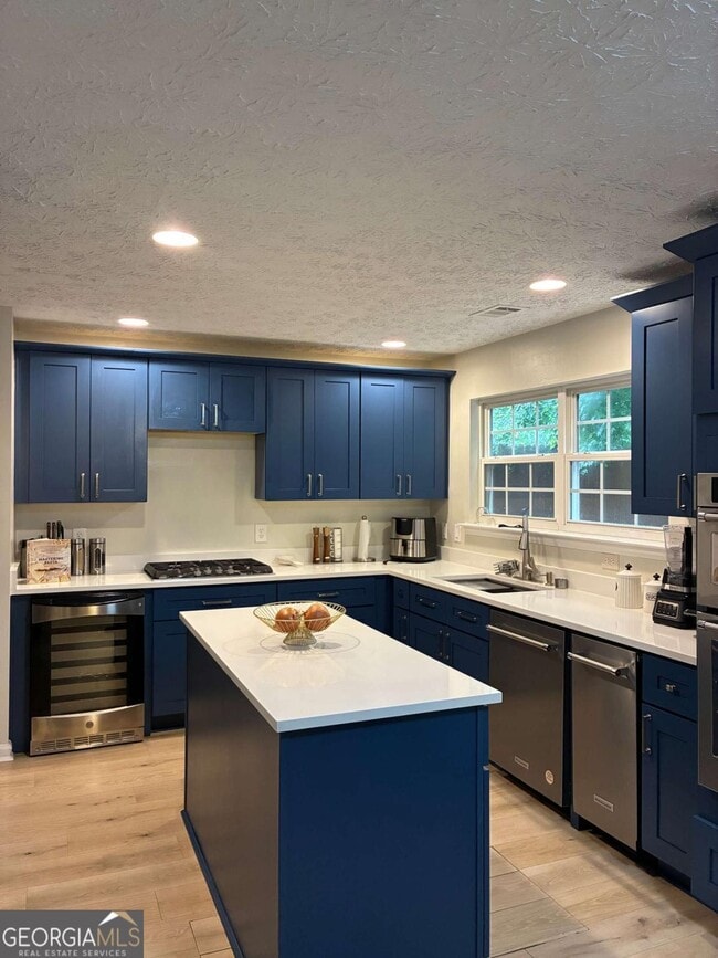 Building Photo - 117 Holly Mill Village Dr