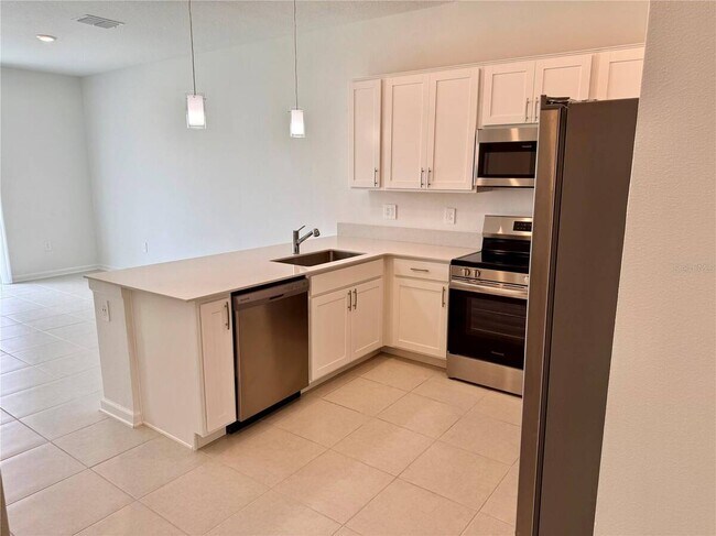 Foto del edificio - 2658 Armstrong Ave