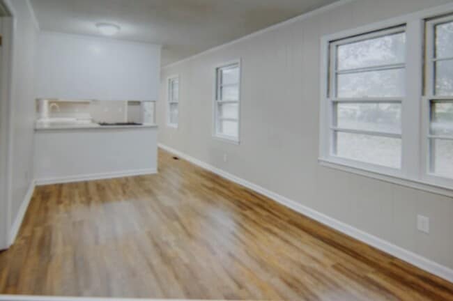 Foto del edificio - 2475 Drexel Dr