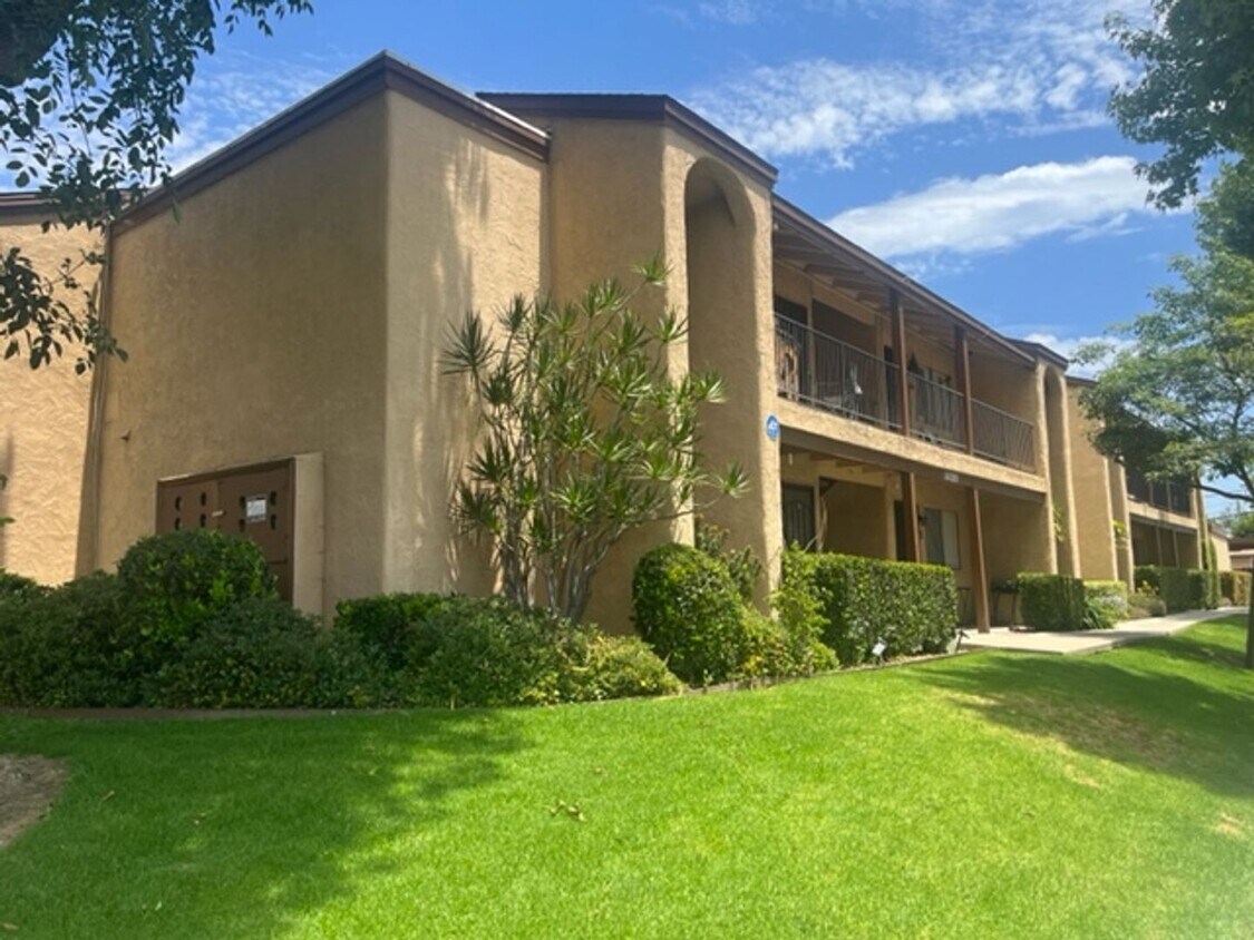 14209 Syracuse St Unit 1420917, Whittier, CA 90604 Room for Rent in