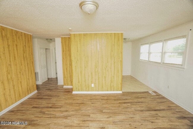Foto del edificio - 311 Starling St