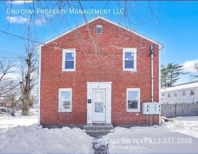 Foto del edificio - 12 Putnam Cir