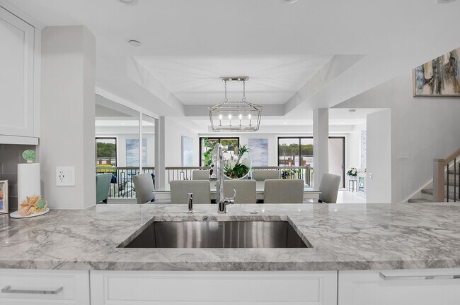 Foto del edificio - 4744 S Ocean Blvd