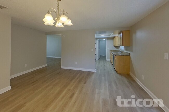 Foto del edificio - 816 Granite Rd