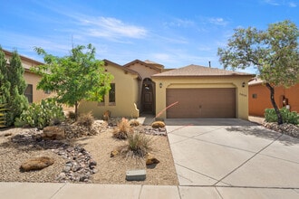 Building Photo - 3950 Agua De Vida Dr