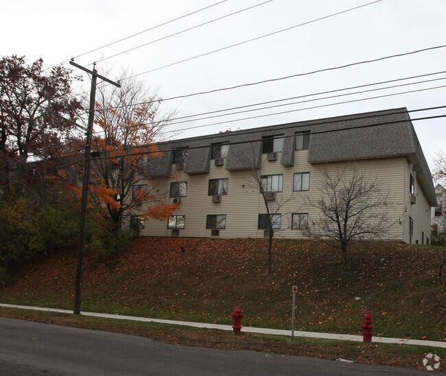 Carrington Heights Apts Apartments in Syracuse, NY