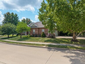 Building Photo - 1900 Muirfield Dr