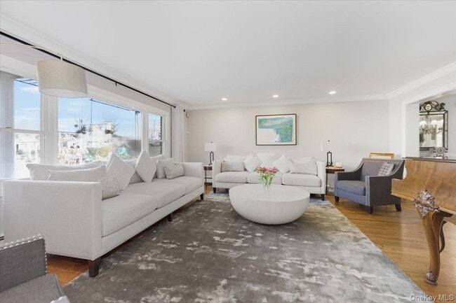 Foto del edificio - 1495 Bay Blvd