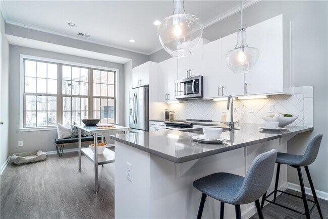 Foto del edificio - 603 Broadview Pl NE