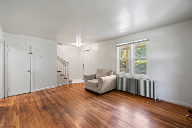 Photo - 4708 Norwich Rd House