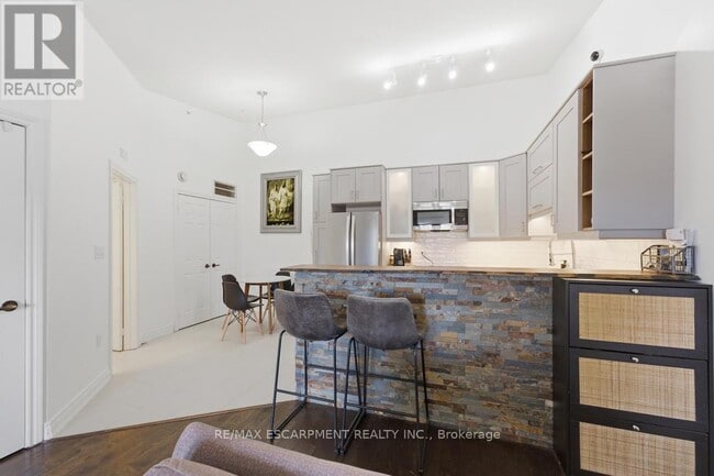 Building Photo - 4013 Kilmer Dr