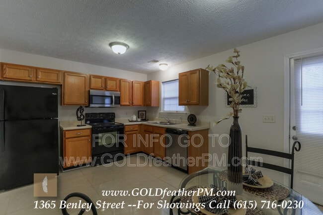 Building Photo - 1351 Benley St