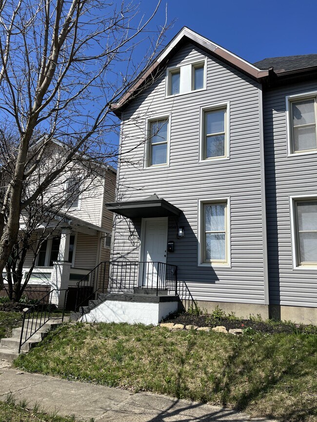 Building Photo - 358 E Markison Ave