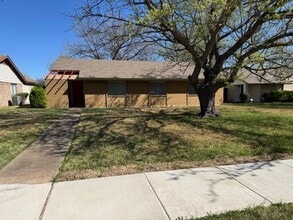 Building Photo - 3517 Cotillion Dr