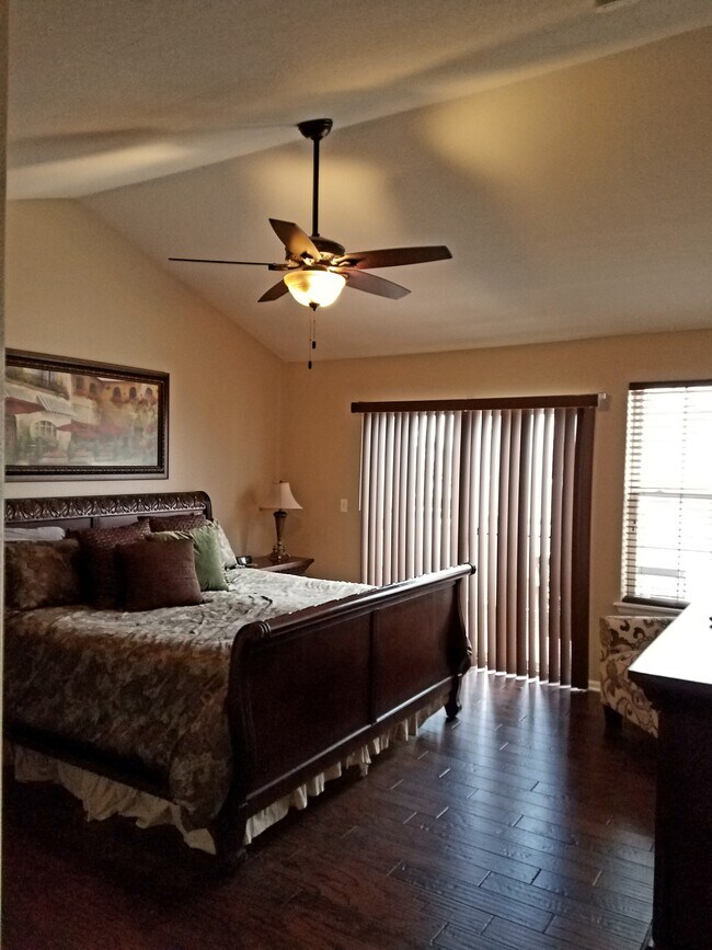 Foto del edificio - 9484 Southern Hills Cir
