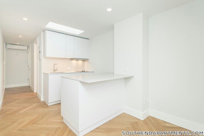 Building Photo - 461 Massachusetts Ave