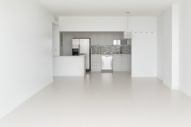 Living Room - 19390 Collins Ave