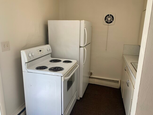 Foto del edificio - 221 Byall Ave