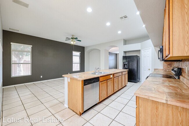 Foto del edificio - 4 br, 2 bath House - 726 W Del Rio St