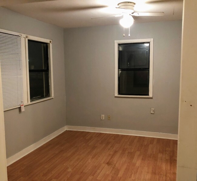 Building Photo - 503 S Prospect
