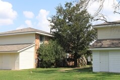 Building Photo - Country Place Apartments