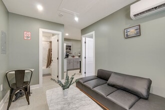 Building Photo - 500 Shelfar Pl