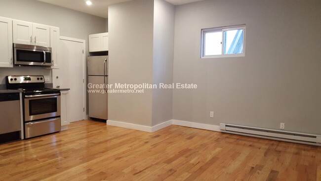 Foto del edificio - 535 E 8th St