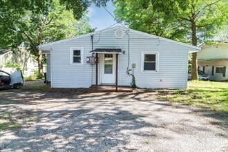 Building Photo - 407 Hamilton St
