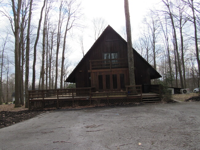 Building Photo - 1903 Bay Rd