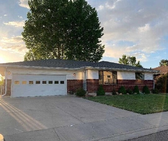 Foto principal - 1324 Leeds Ave