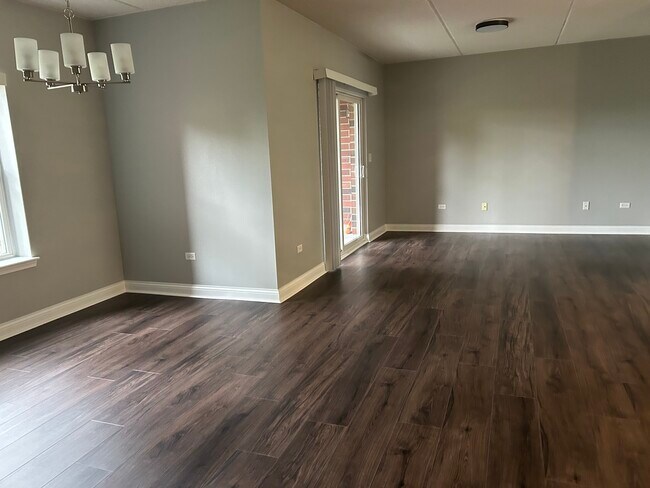 Foto del edificio - 3400 N Old Arlington Heights Rd