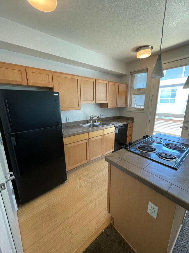 Foto del edificio - 2830 E College Ave